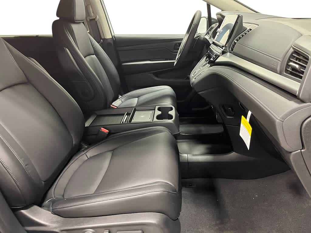 2026 Honda Odyssey - Image 27