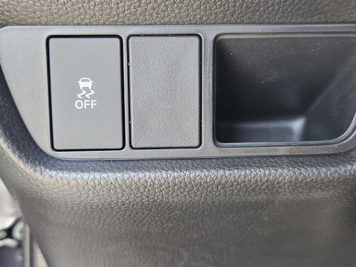 2026 Honda HR-V - Image 17