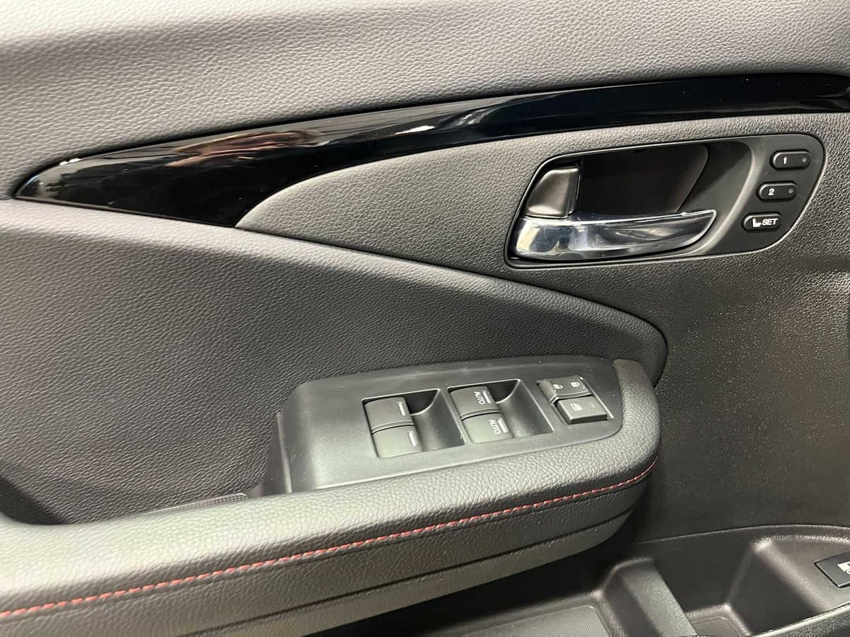 2026 Honda Ridgeline - Image 12