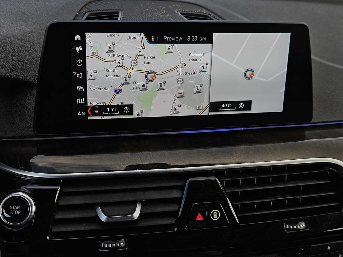 2018 BMW 530e iPerformance - Image 16