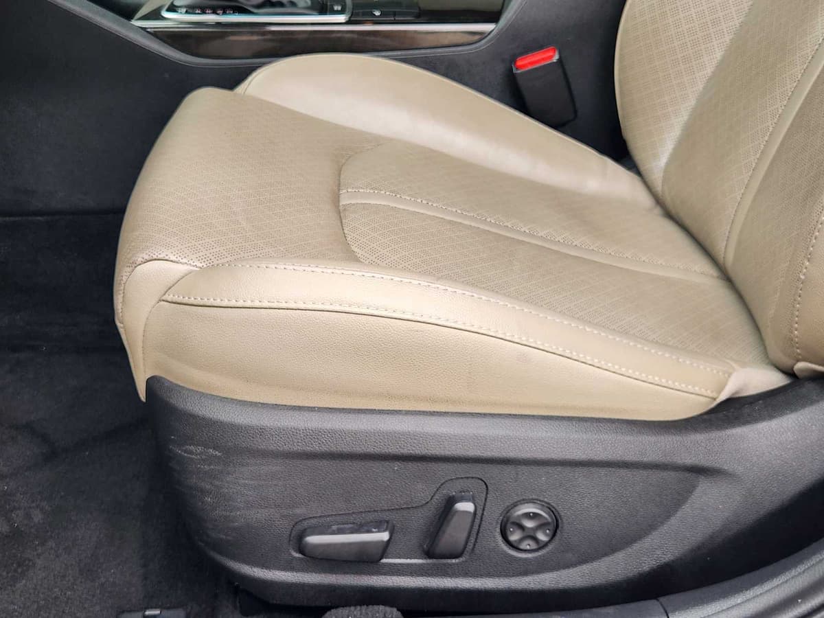 2018 Kia Optima - Image 24