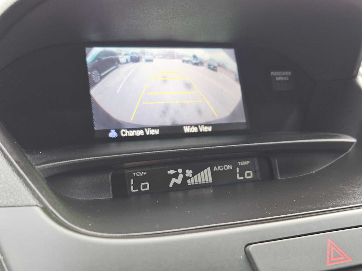 2015 Acura RDX - Image 17