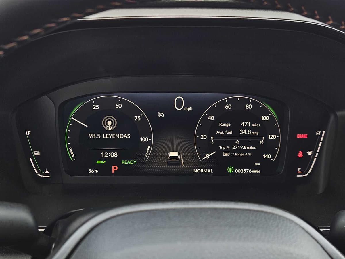 2026 Honda CR-V Hybrid - Image 16