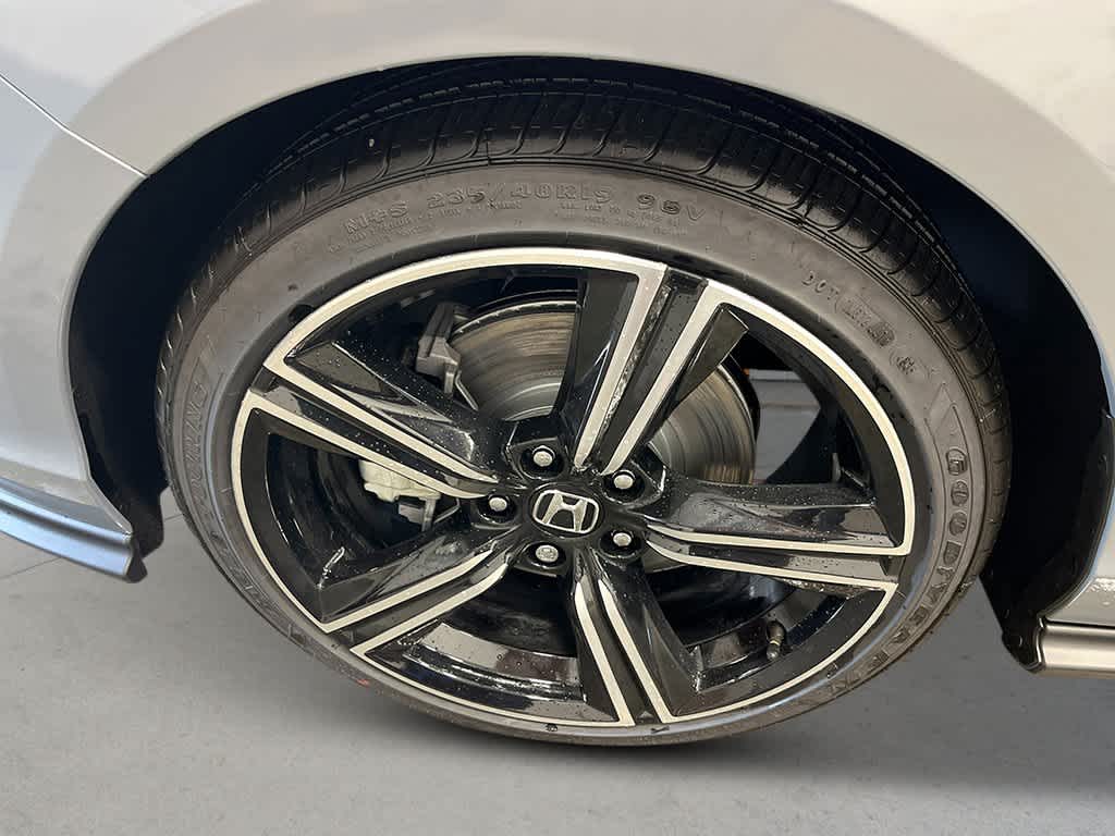 2026 Honda Accord Hybrid - Image 11