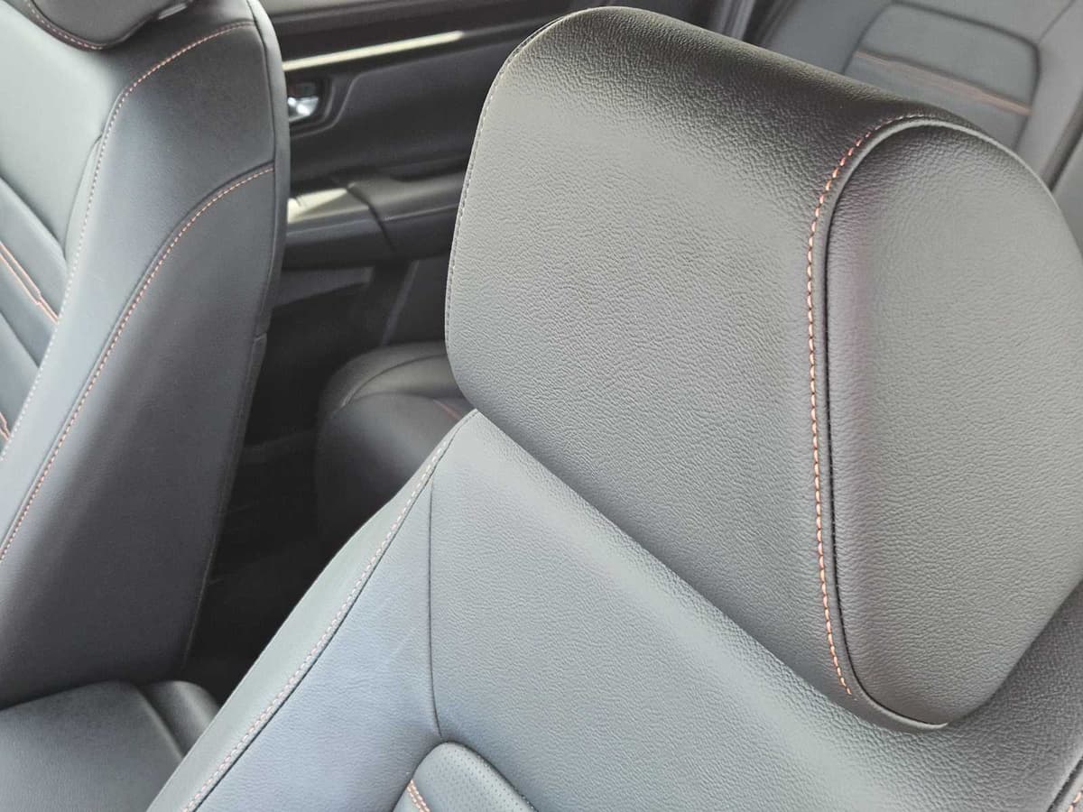 2026 Honda CR-V Hybrid - Image 15