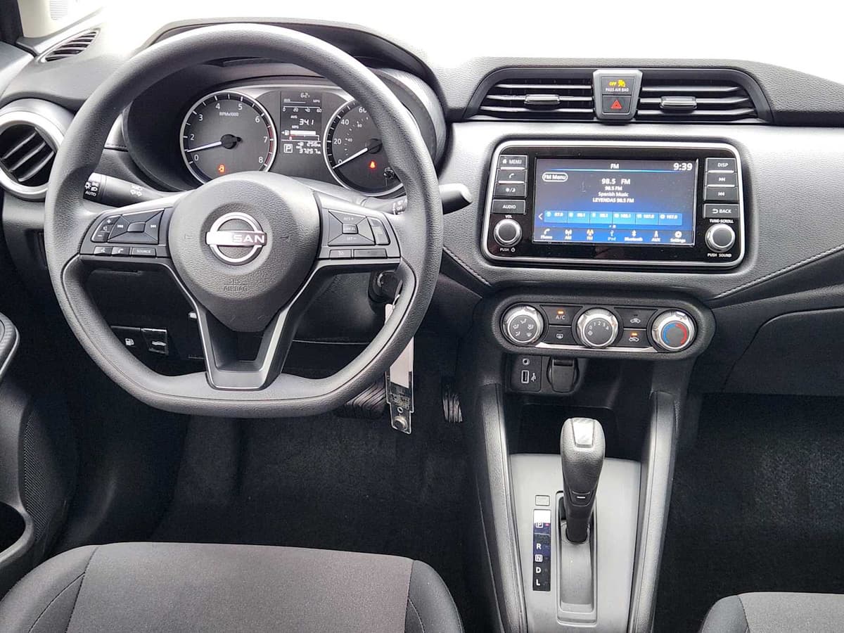2024 Nissan Versa - Image 26