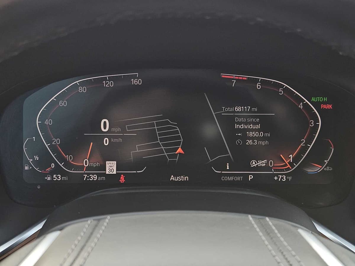 2020 BMW 740i - Image 15