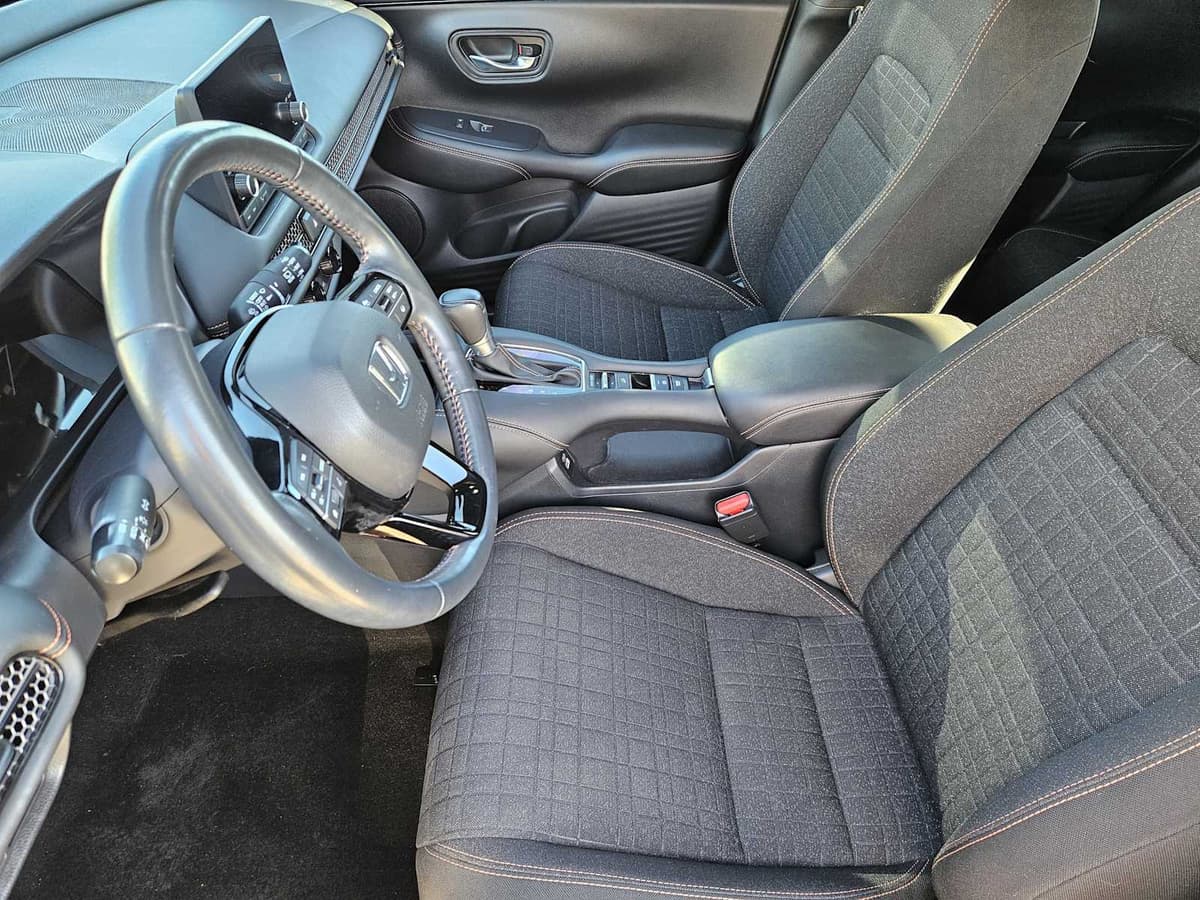 2023 Honda HR-V - Image 12