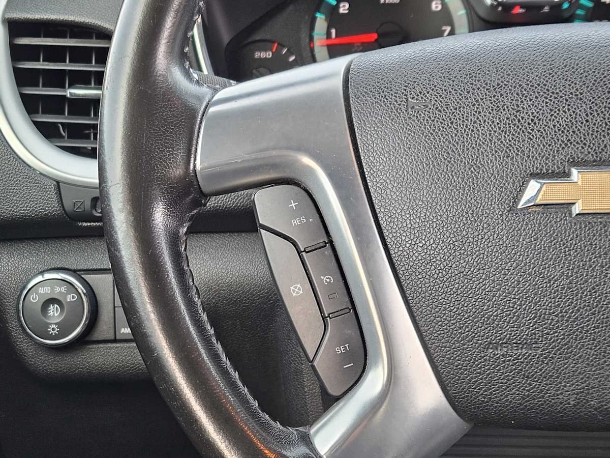 2017 Chevrolet Traverse - Image 26