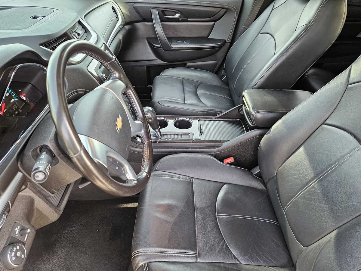 2017 Chevrolet Traverse - Image 13