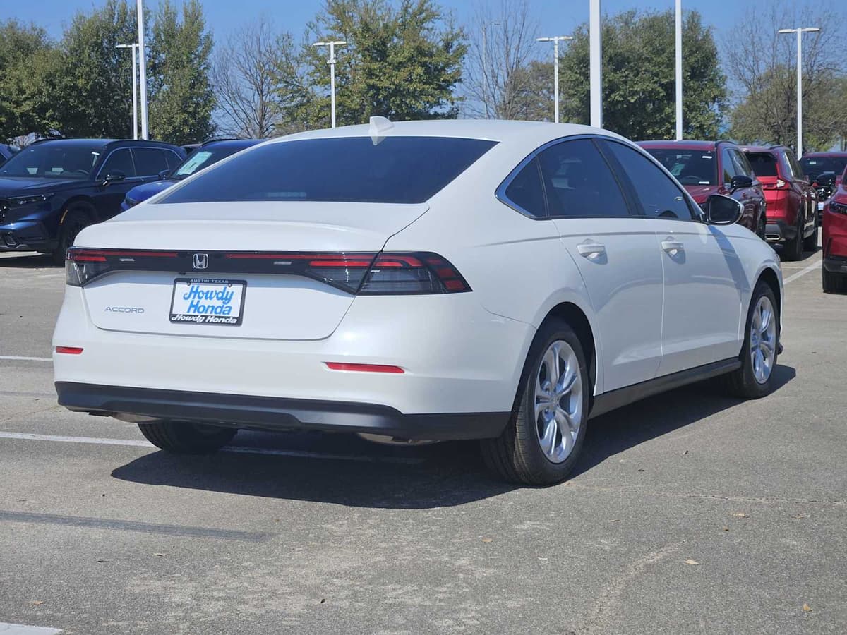 2025 Honda Accord - Image 4