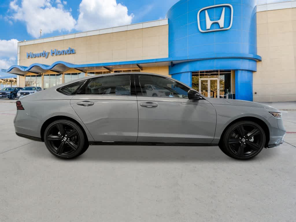 2026 Honda Accord Hybrid - Image 8