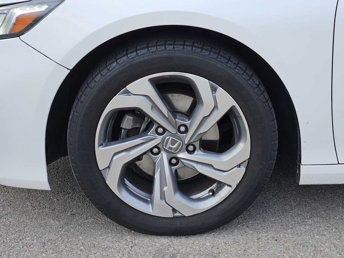 2020 Honda Accord Sedan - Image 9