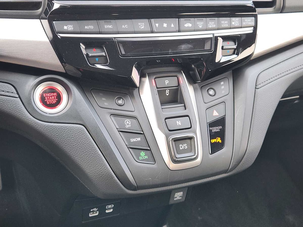 2026 Honda Odyssey - Image 15