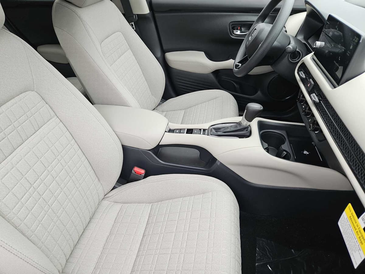 2026 Honda HR-V - Image 13