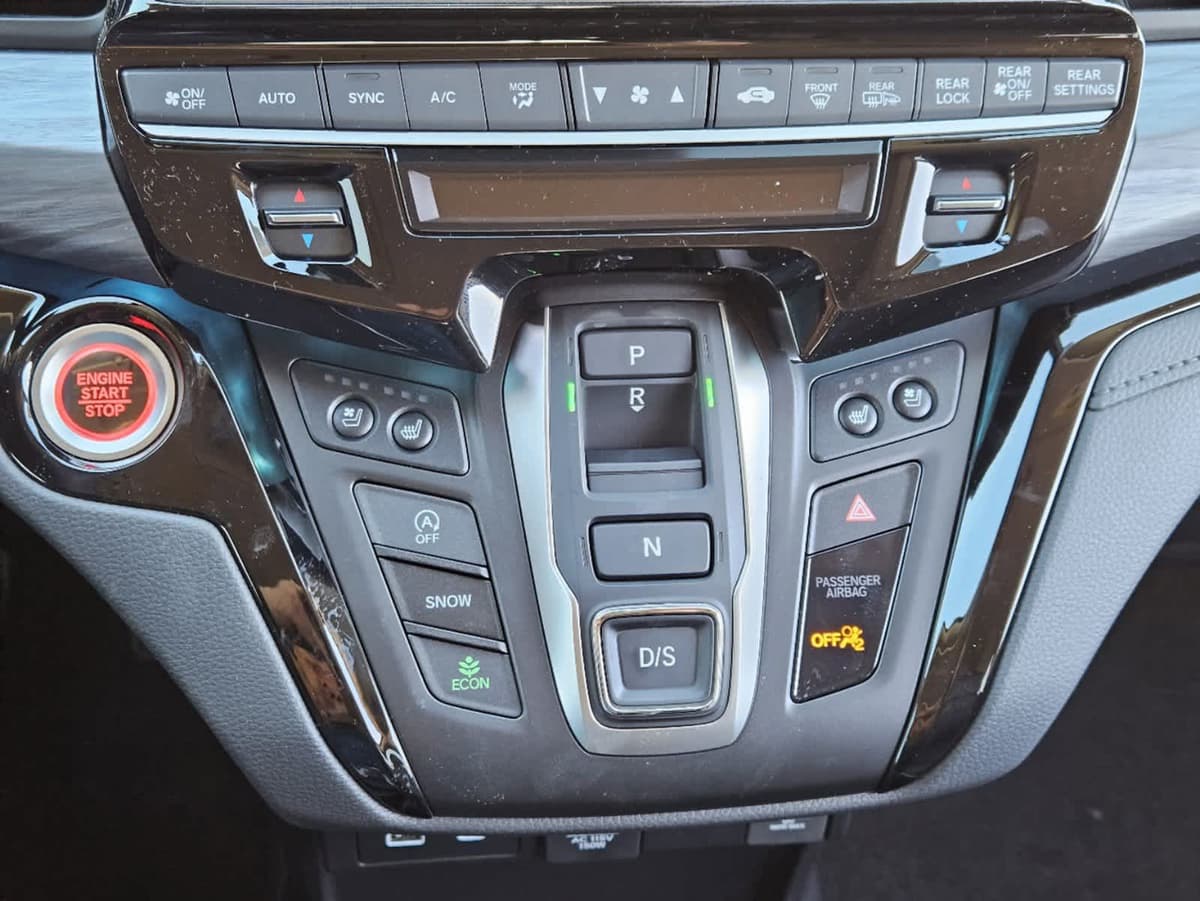 2026 Honda Odyssey - Image 15