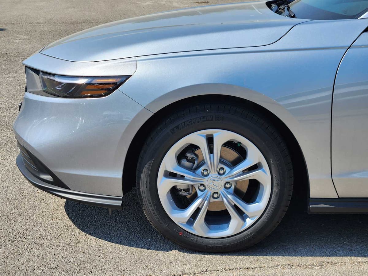 2025 Honda Accord - Image 7