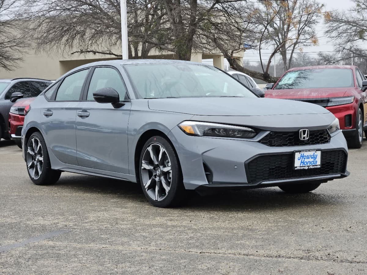 2026 Honda Civic Hybrid - Image 3
