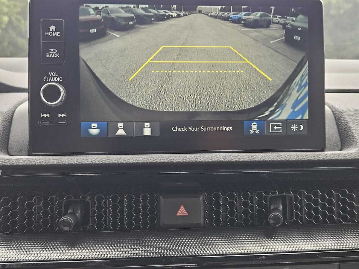 2026 Honda CR-V Hybrid - Image 16