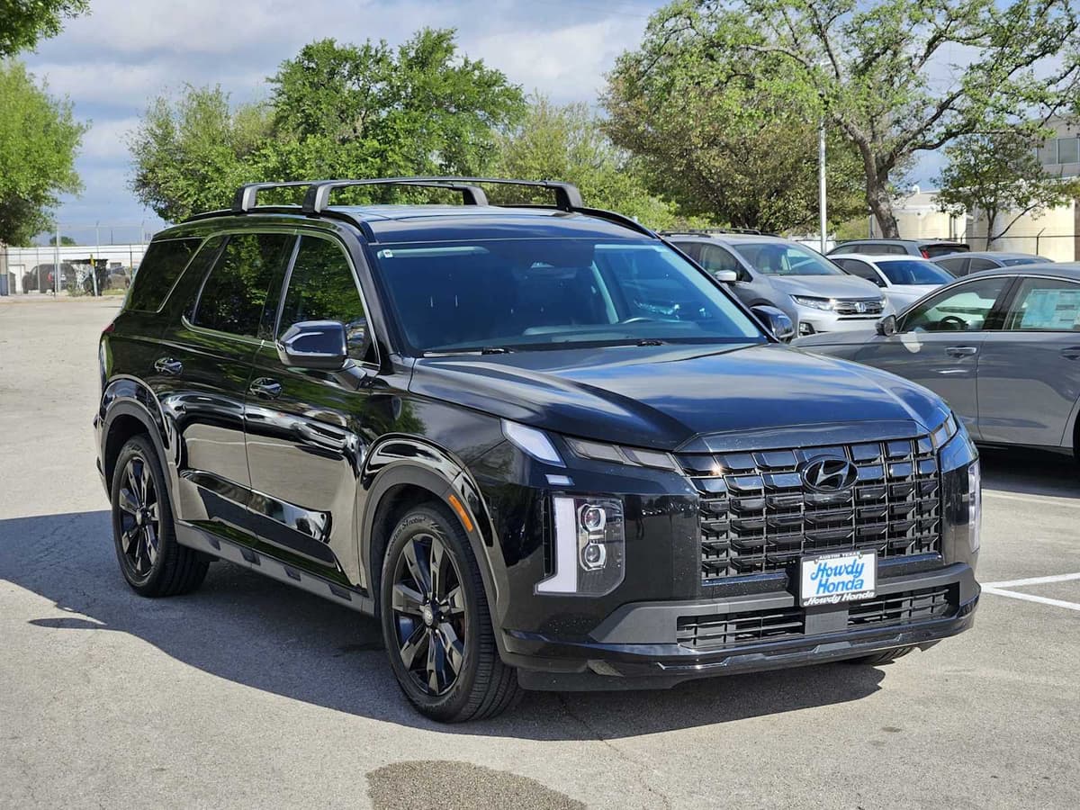 2024 Hyundai Palisade - Image 3