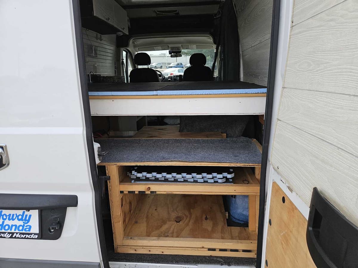2017 Ram Promaster Cargo Van - Image 30