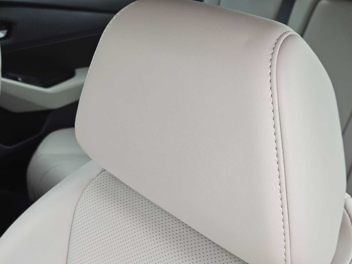 2024 Honda Accord - Image 15