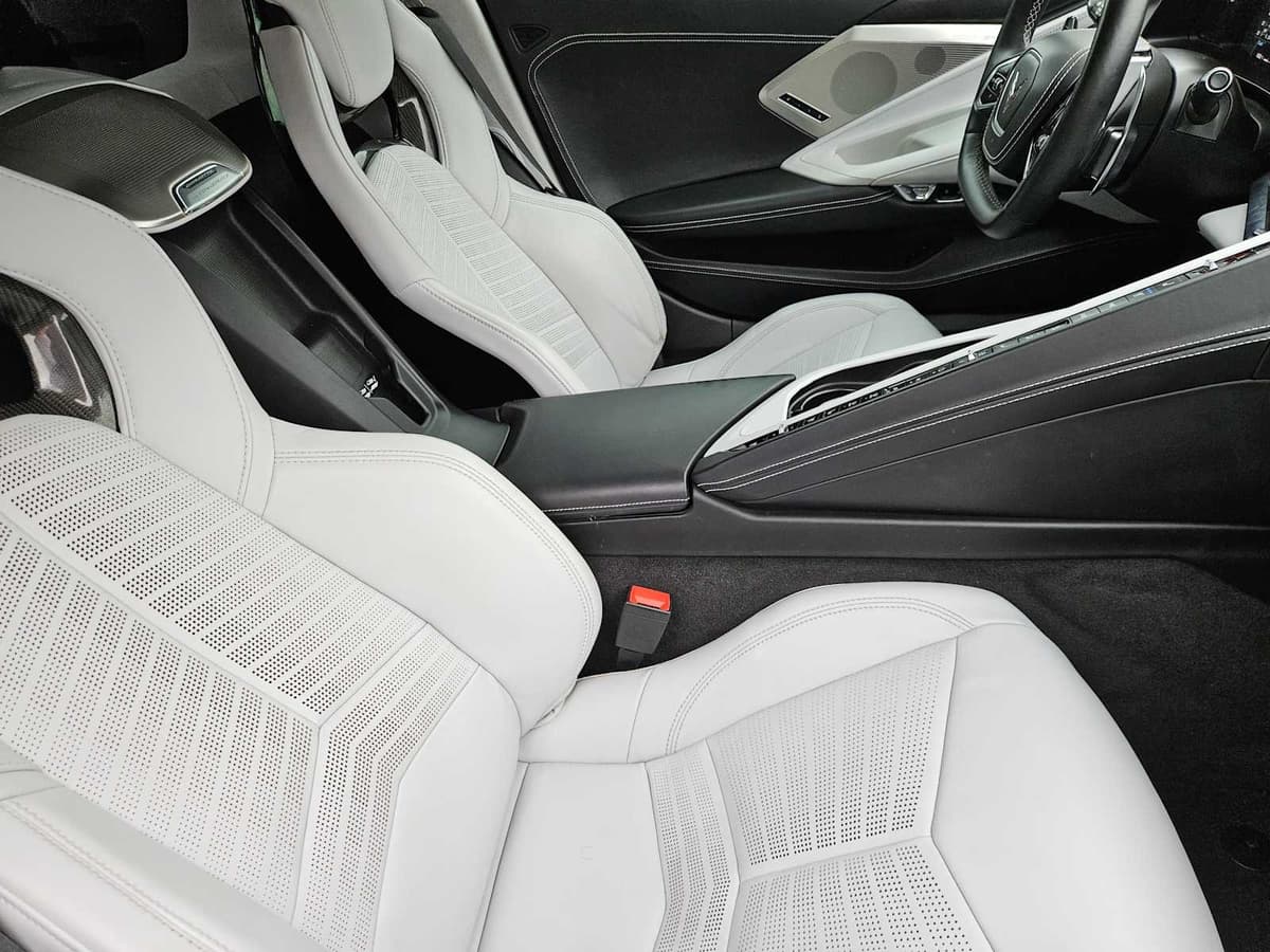 2022 Chevrolet Corvette - Image 14