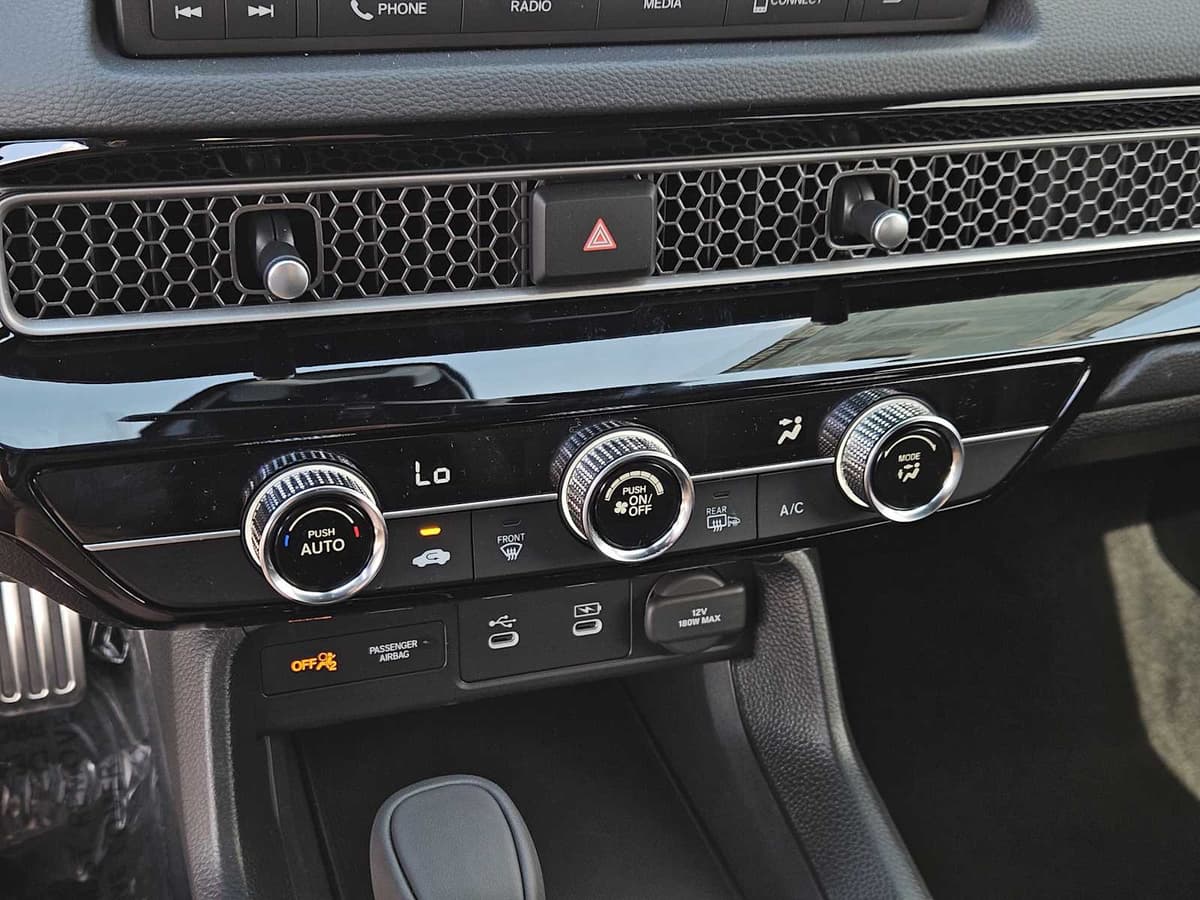 2026 Honda Civic - Image 16