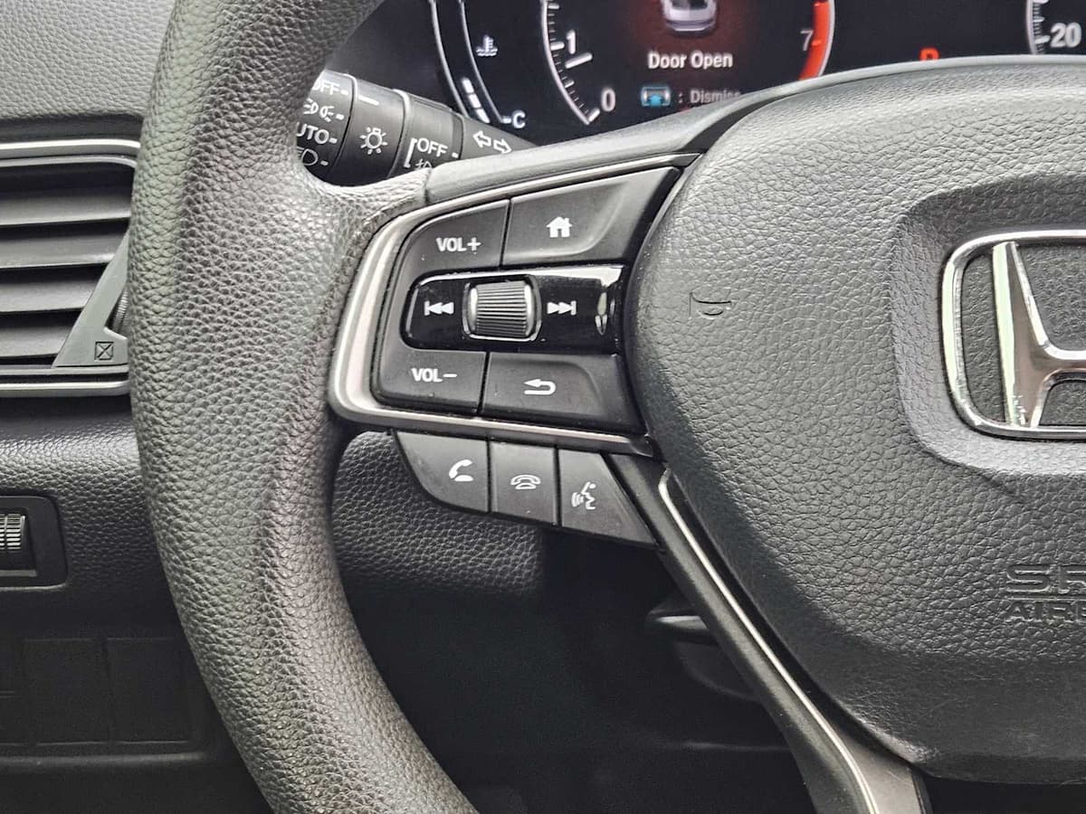 2020 Honda Accord Sedan - Image 25