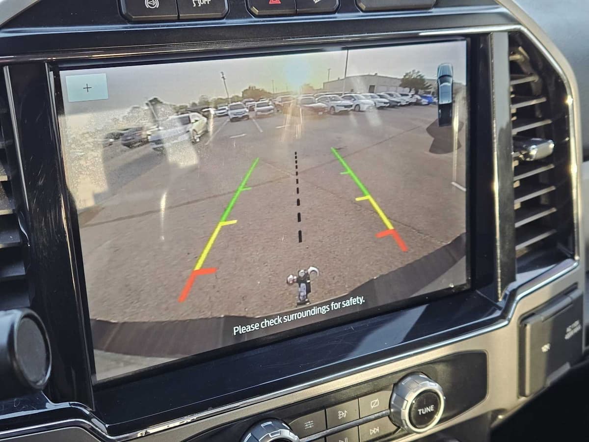 2022 Ford Super Duty F-250 SRW - Image 18