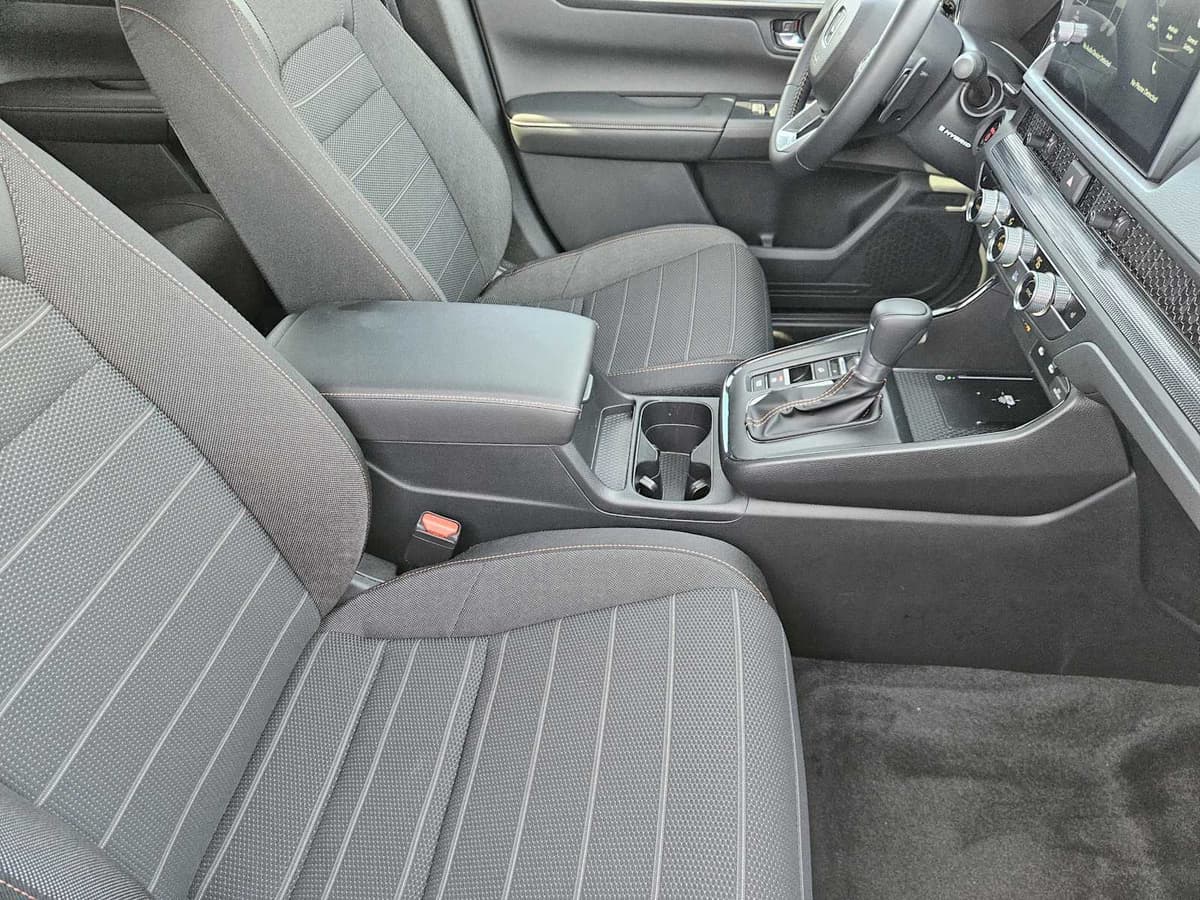 2026 Honda CR-V Hybrid - Image 14