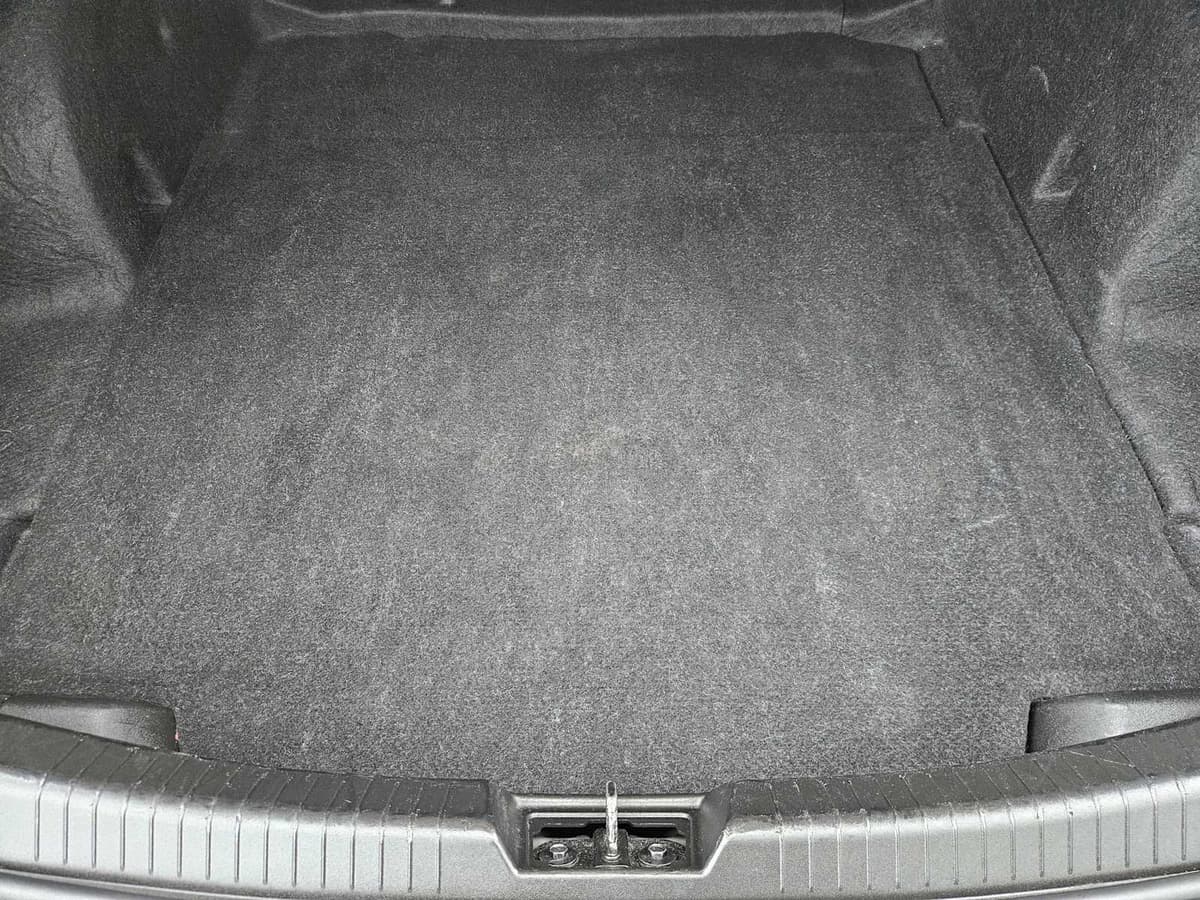 2023 Chevrolet Malibu - Image 30