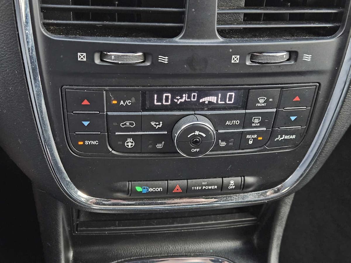 2018 Dodge Grand Caravan - Image 18