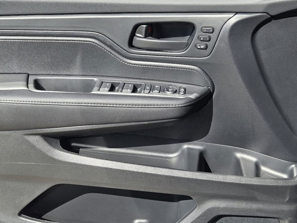 2026 Honda Odyssey - Image 19