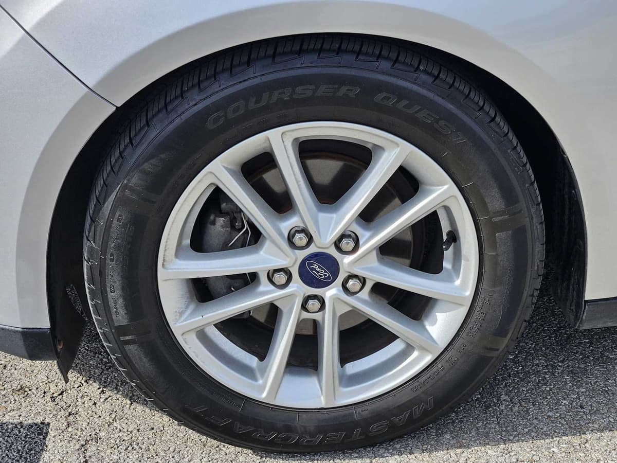 2016 Ford Focus - Image 9