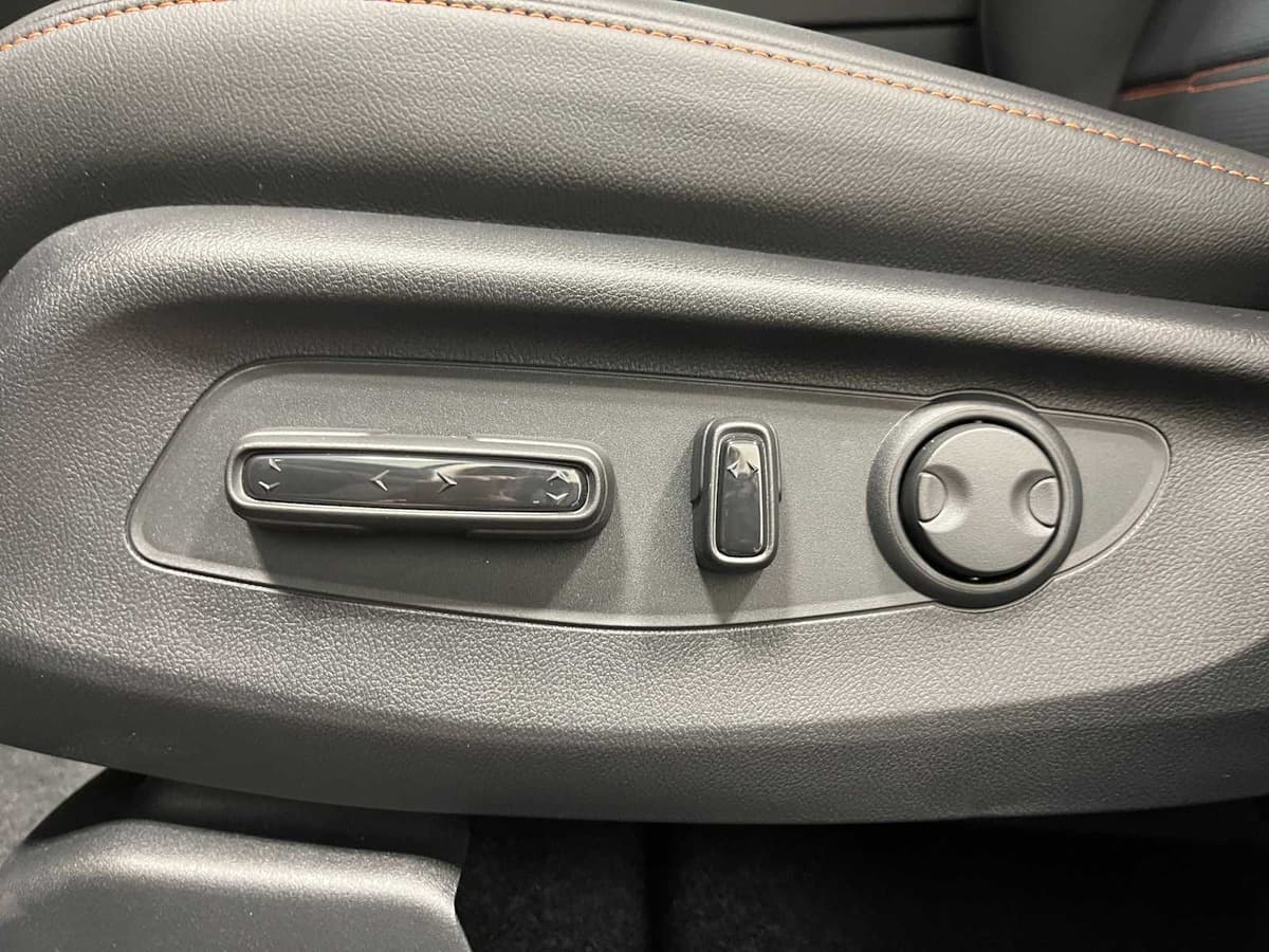 2026 Honda CR-V Hybrid - Image 14