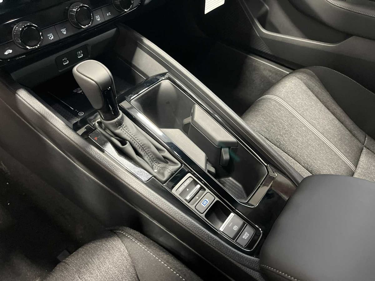 2026 Honda Accord Hybrid - Image 23
