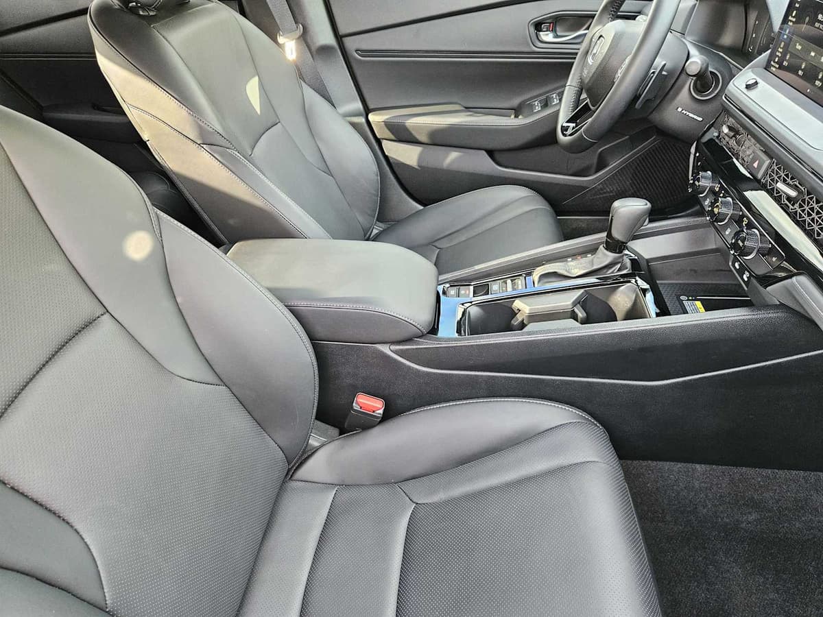 2025 Honda Accord - Image 14