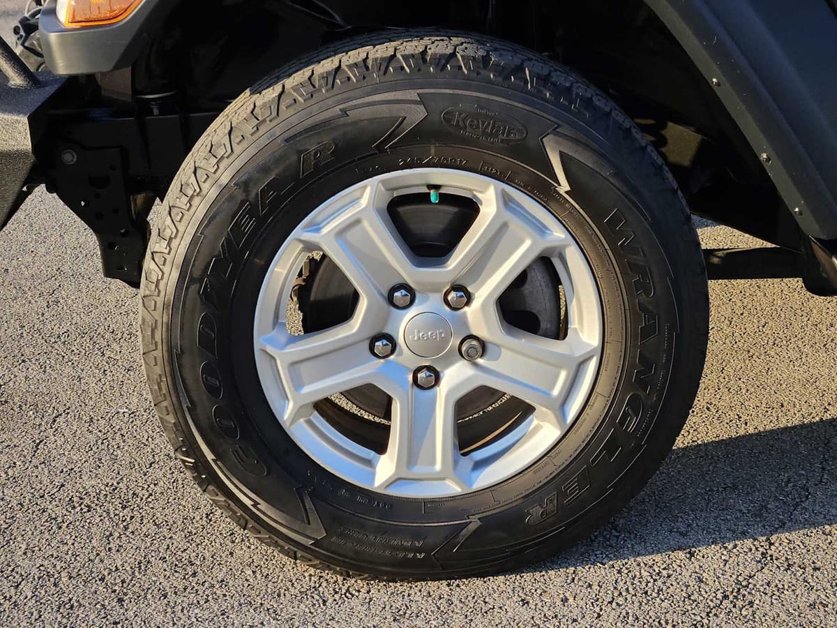 2019 Jeep Wrangler Unlimited - Image 9