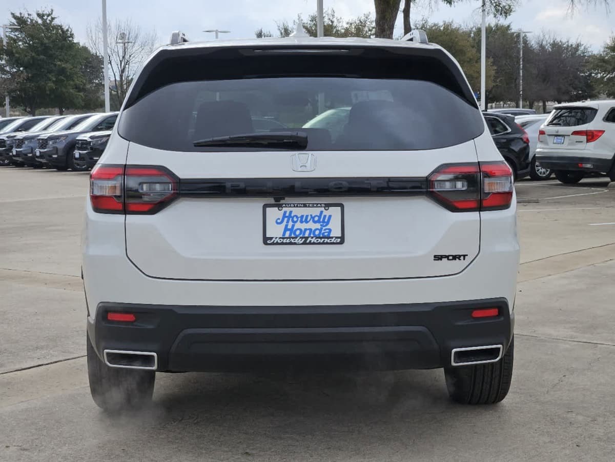 2025 Honda Pilot - Image 5