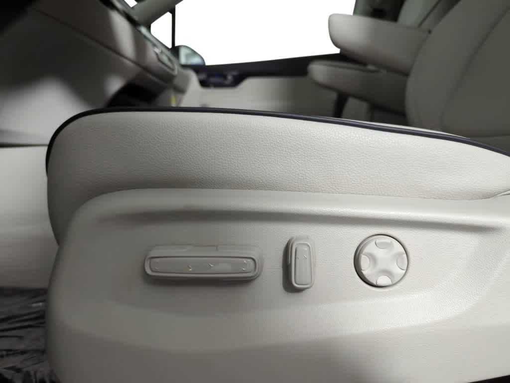 2026 Honda Odyssey - Image 11