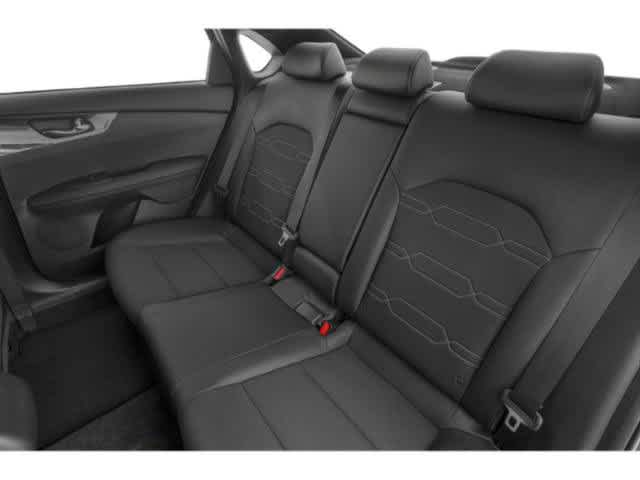 2021 Kia Forte - Image 16