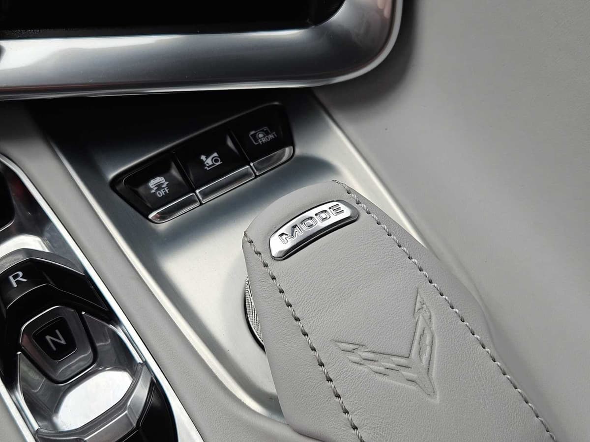 2022 Chevrolet Corvette - Image 21