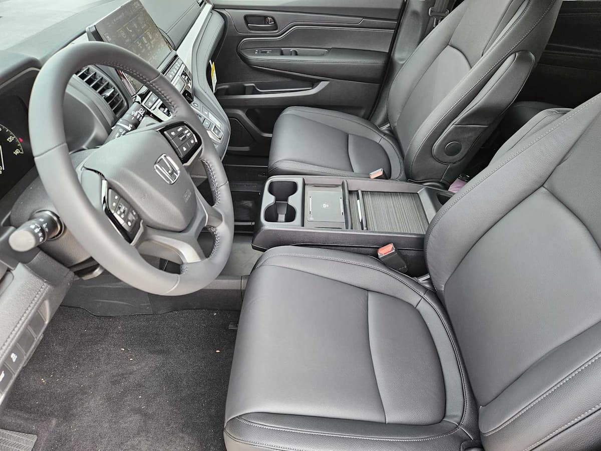 2026 Honda Odyssey - Image 10