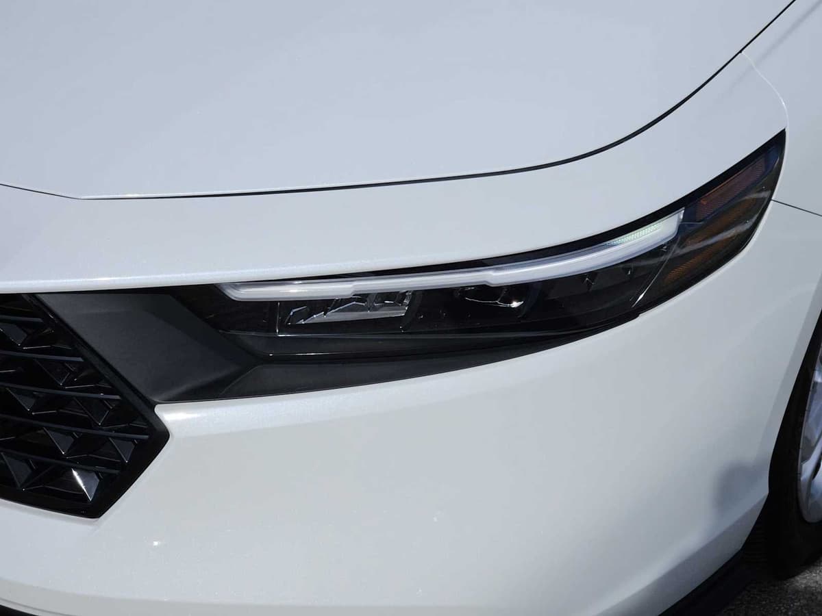 2023 Honda Accord - Image 7