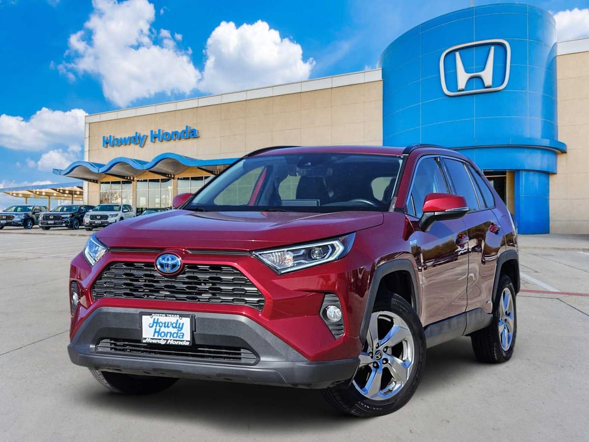 2021 Toyota RAV4 - Image 1