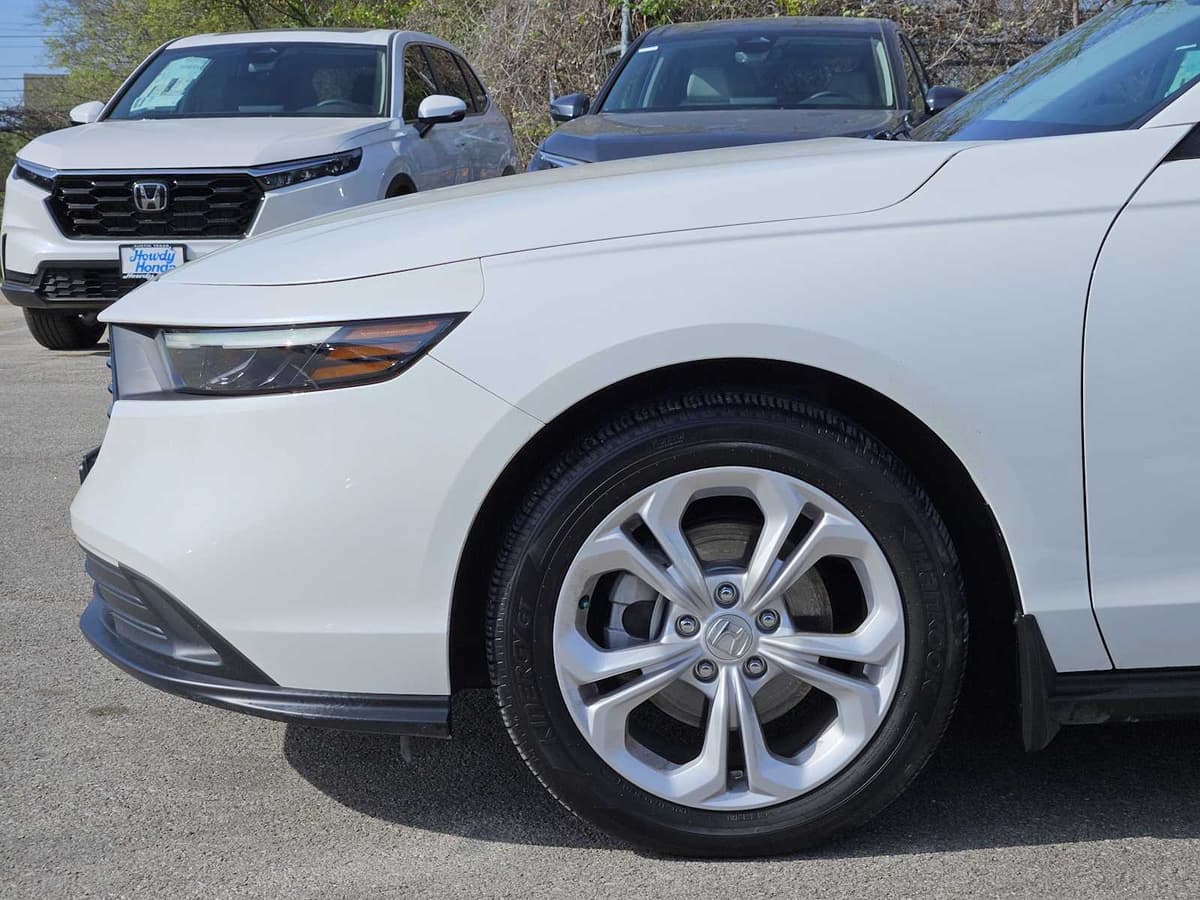 2023 Honda Accord - Image 8