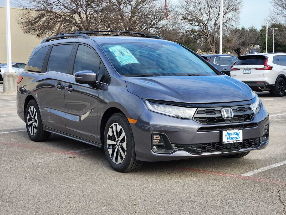 2026 Honda Odyssey - Image 3