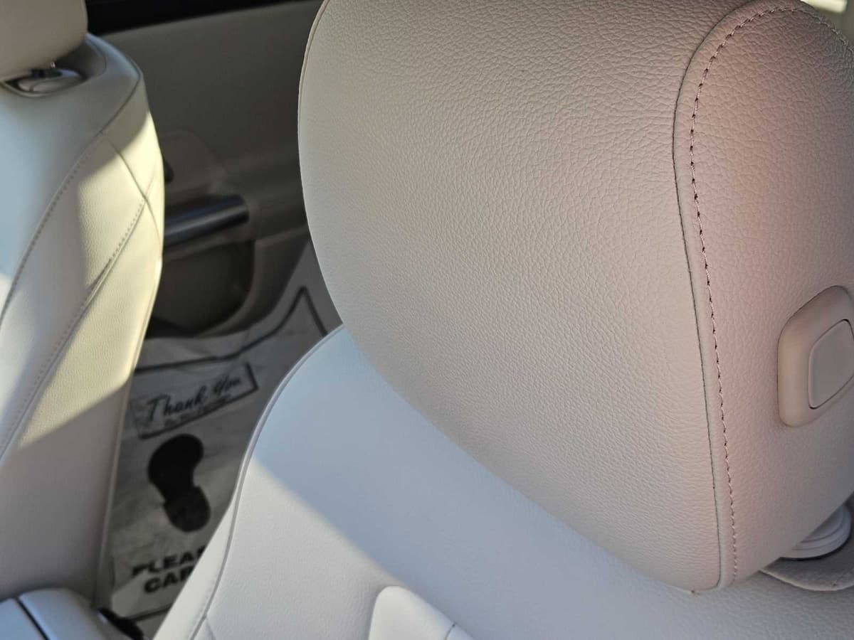 2021 Mercedes-Benz GLA 250 - Image 14