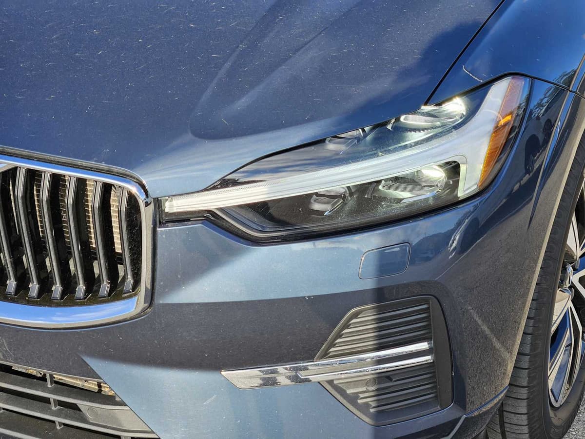 2023 Volvo XC60 - Image 7